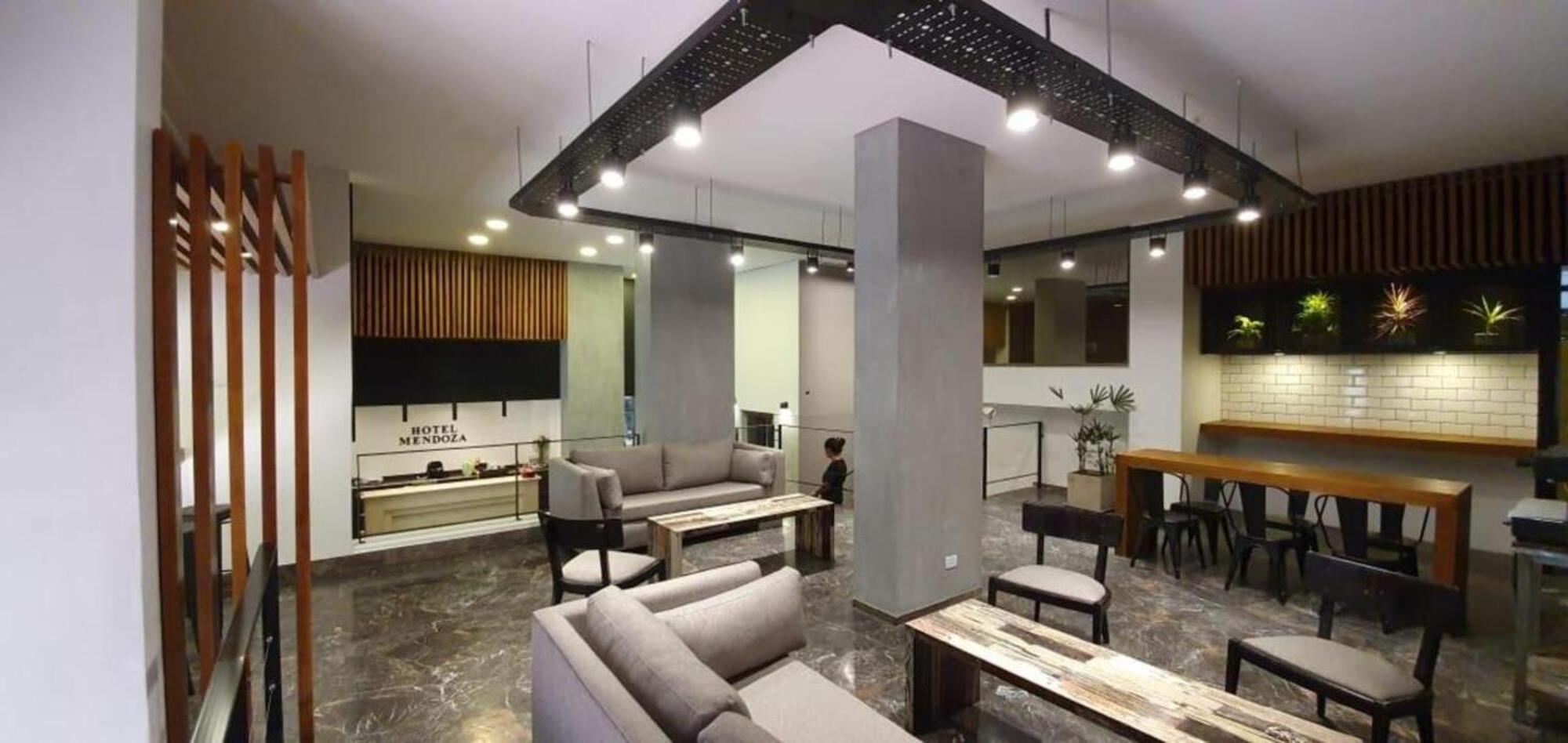 Hotel Mendoza Luaran gambar