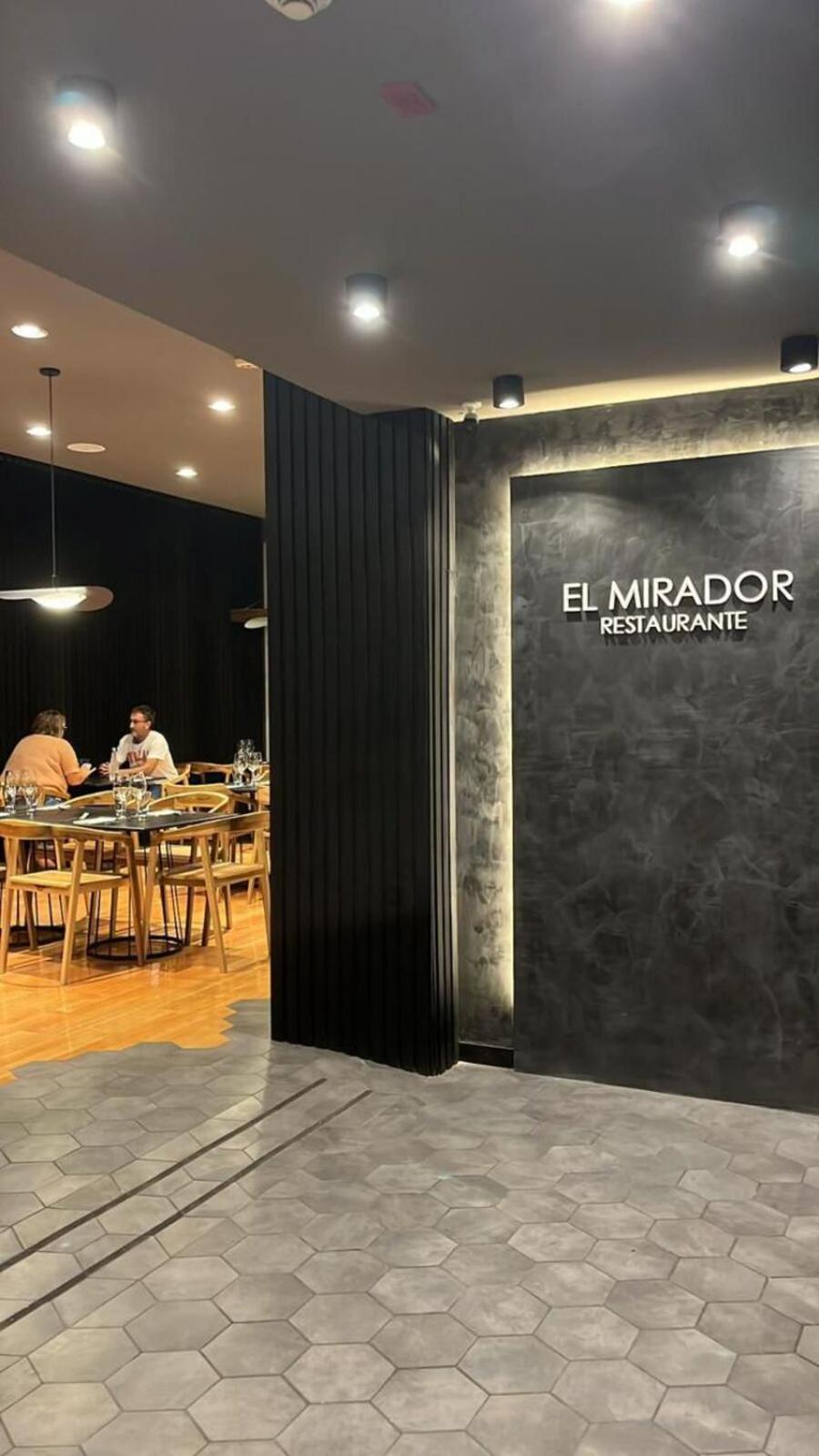 Hotel Mendoza Luaran gambar