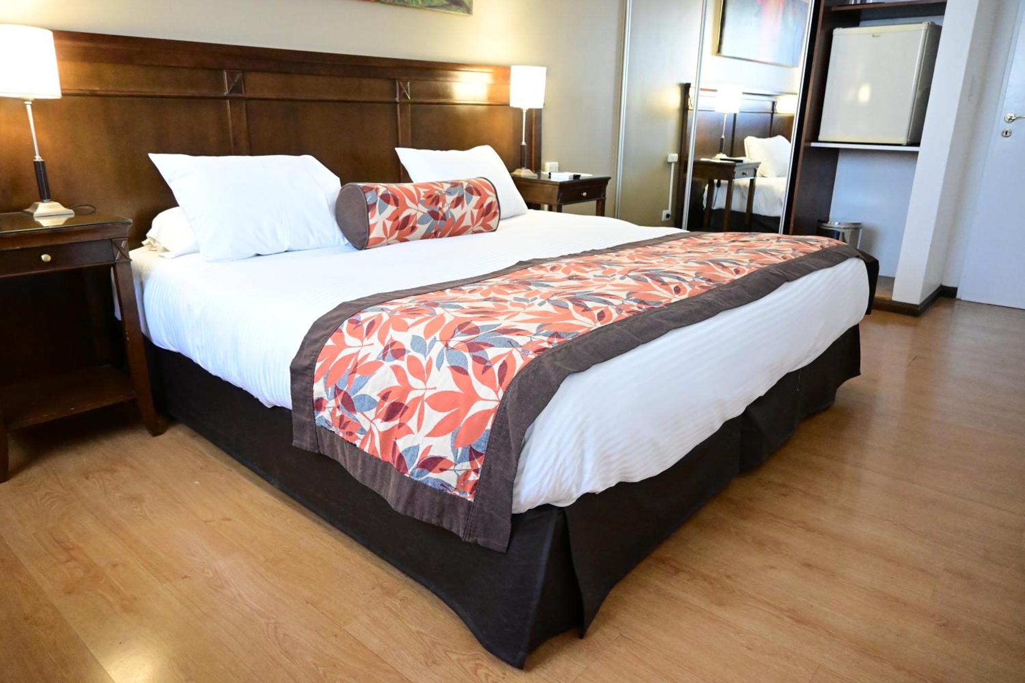 Hotel Mendoza Luaran gambar
